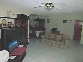 House For Sale in CORAL GARDEN, St. James Jamaica | [6]