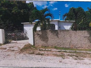 3 bed House For Sale in Ensom Meadows, St. Catherine, Jamaica