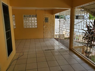4 bed House For Sale in Meadowbrook, Kingston / St. Andrew, Jamaica