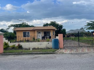 2 bed House For Sale in Farm Pen, Westmoreland, Jamaica