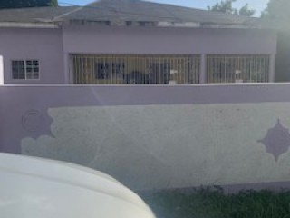 House For Rent in ROEHAMPTON, Kingston / St. Andrew Jamaica | [8]