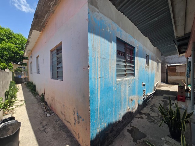 House For Sale in Stanton Street Woodford Park, Kingston / St. Andrew Jamaica | [8]