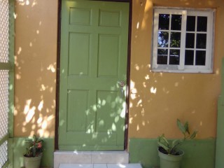 Flat For Rent in Vineyard Town, Kingston / St. Andrew Jamaica | [8]