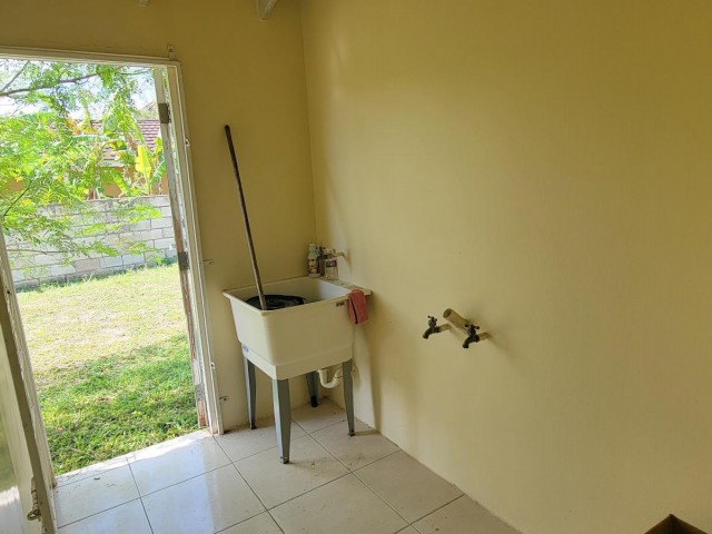 House For Sale in CORAL SPRING, Trelawny Jamaica | [10]