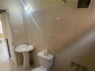 2 bed House For Rent in Kingston, Kingston / St. Andrew, Jamaica