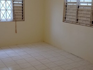 House For Sale in Chatham PA, St. James Jamaica | [12]