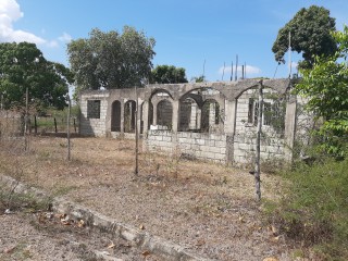 Residential lot For Sale in Four Paths, Clarendon, Jamaica