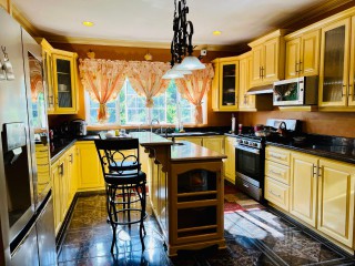 House For Sale in BELGRADE LOOP KINGSTON 8, Kingston / St. Andrew Jamaica | [7]