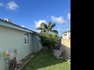 House For Rent in Gated, Trelawny Jamaica | [7]