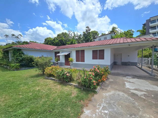House For Sale in Graham Heights Birdsucker, Kingston / St. Andrew Jamaica | [1]