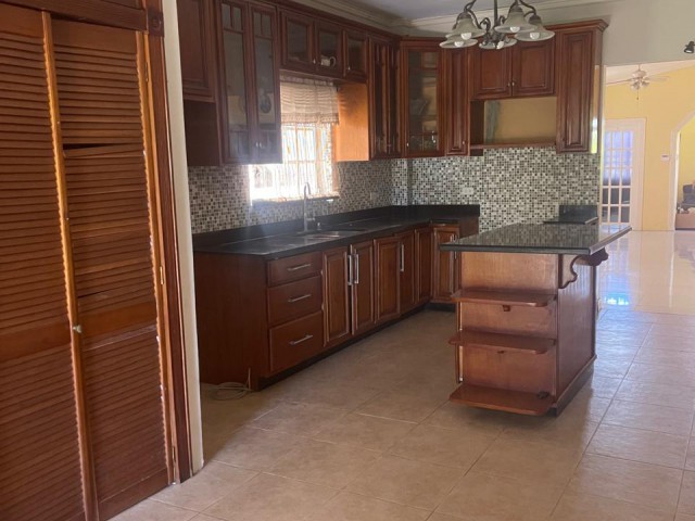 House For Rent in Cedar Manor, St. Catherine Jamaica | [3]