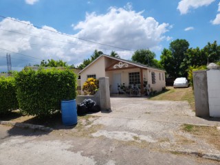 2 bed House For Sale in White Water Meadows, St. Catherine, Jamaica