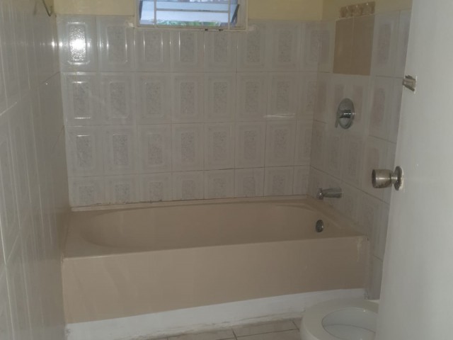 House For Rent in Willowdene off Old Harbour Road, St. Catherine Jamaica | [10]