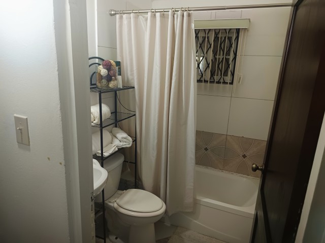 House For Rent in Country Club in St Mary, St. Mary Jamaica | [6]