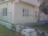 House For Rent in residential area, Clarendon Jamaica | [9]