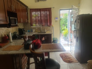 1 bed Flat For Rent - Drumblair, Kingston / St. Andrew, Jamaica