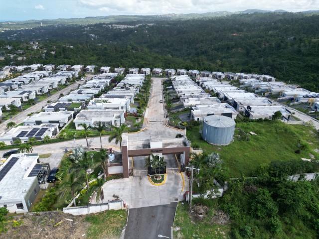 House For Sale in Ocho Rios, St. Ann Jamaica | [1]