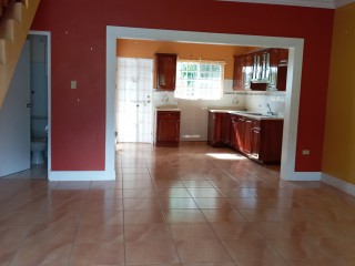 Townhouse For Rent in Constant Spring, Kingston / St. Andrew Jamaica | [4]