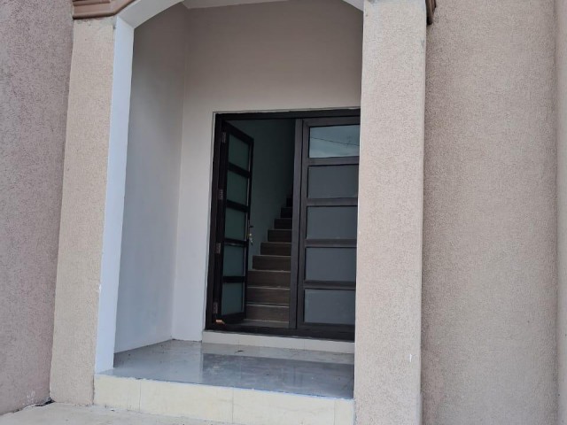 Townhouse For Rent in Denbigh, Clarendon Jamaica | [2]