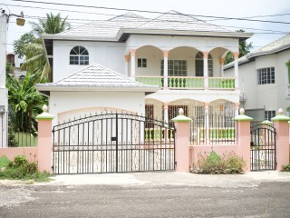 4 bed House For Sale in Santa Cruz, St. Elizabeth, Jamaica