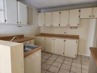 Townhouse For Sale in Mona Heights, Kingston / St. Andrew Jamaica | [3]