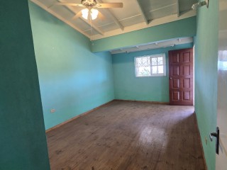 Townhouse For Sale in Red Hills, Kingston / St. Andrew Jamaica | [2]