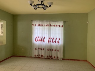 3 bed House For Sale in Villa Palm Estate Spanish Town, St. Catherine, Jamaica
