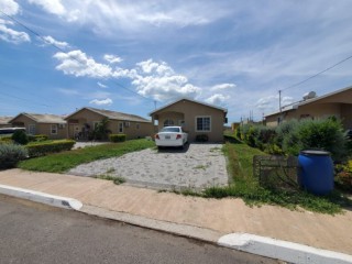 2 bed House For Sale in PHOENIX PARK, St. Catherine, Jamaica