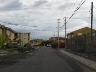 Townhouse For Sale in Union Estate, St. Catherine Jamaica | [2]