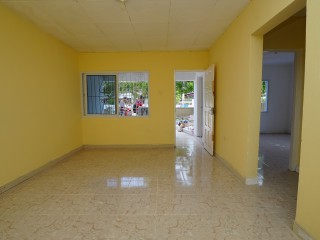 House For Rent in Leiba Gardens, St. Catherine Jamaica | [11]