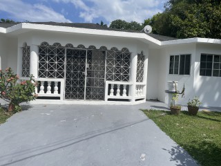 4 bed House For Sale in Village Green, St. Ann, Jamaica