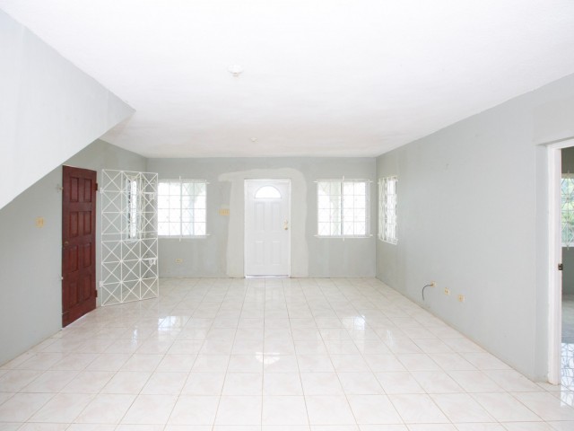 House For Rent in Kingston 19, Kingston / St. Andrew Jamaica | [4]