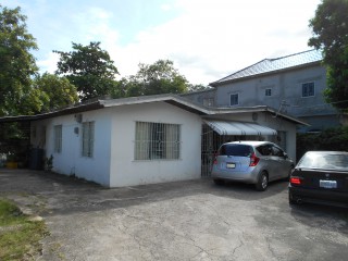 4 bed House For Sale in Leiba Gardens Spanish Town, St. Catherine, Jamaica