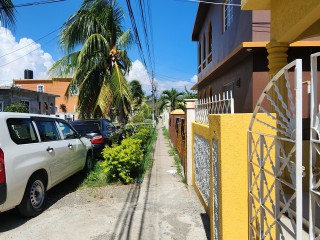 House For Sale in 4 WEST GREATER PORTMORE, St. Catherine Jamaica | [14]