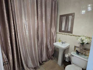2 bed Apartment For Sale – Red Hills, Kingston / St. Andrew, Jamaica
