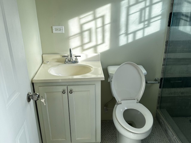 3 bed House For Rent - 4 West, St. Catherine, Jamaica