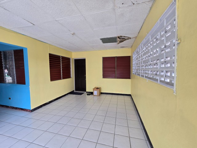House For Sale in Willowdene, St. Catherine Jamaica | [3]