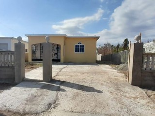 2 bed House For Rent - Innswood Village, St. Catherine, Jamaica