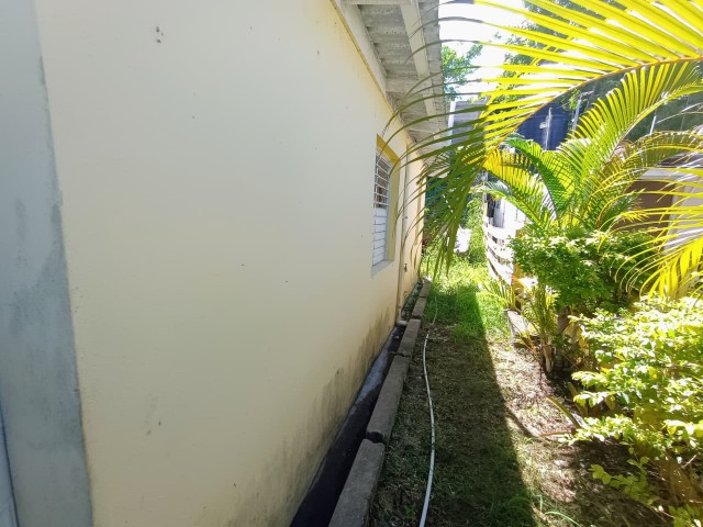 House For Sale in BOSCOBEL, St. Mary Jamaica | [5]