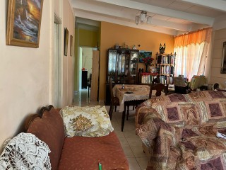 5 bed House For Sale in Liguanea, Kingston / St. Andrew, Jamaica