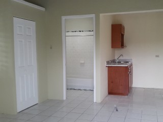 Apartment For Rent in Mona Kgn 6, Kingston / St. Andrew Jamaica | [6]