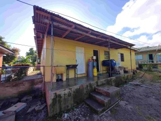 3 bed House For Sale in Ocho Rios, St. Ann, Jamaica