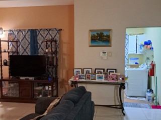 House For Sale in St Jago Heights, St. Catherine Jamaica | [4]