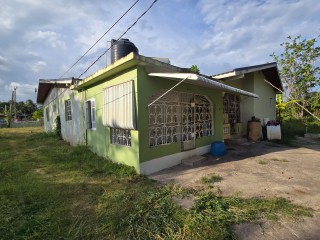 House For Sale in May Pen, Clarendon Jamaica | [4]