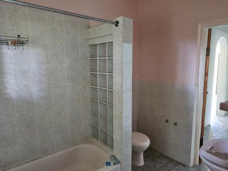 House For Rent in White Water Meadows, St. Catherine Jamaica | [8]