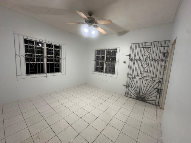 House For Rent in May Pen, Clarendon Jamaica | [6]