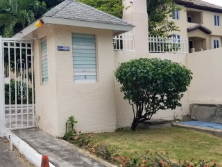 Apartment For Sale in Drumblair, Kingston / St. Andrew Jamaica | [1]