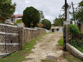 House For Sale in Linstead, St. Catherine Jamaica | [8]
