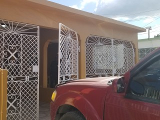 House For Rent in West  Ascot, St. Catherine Jamaica | [4]