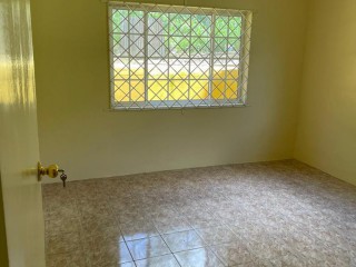 2 bed House For Rent in Kingston, Kingston / St. Andrew, Jamaica